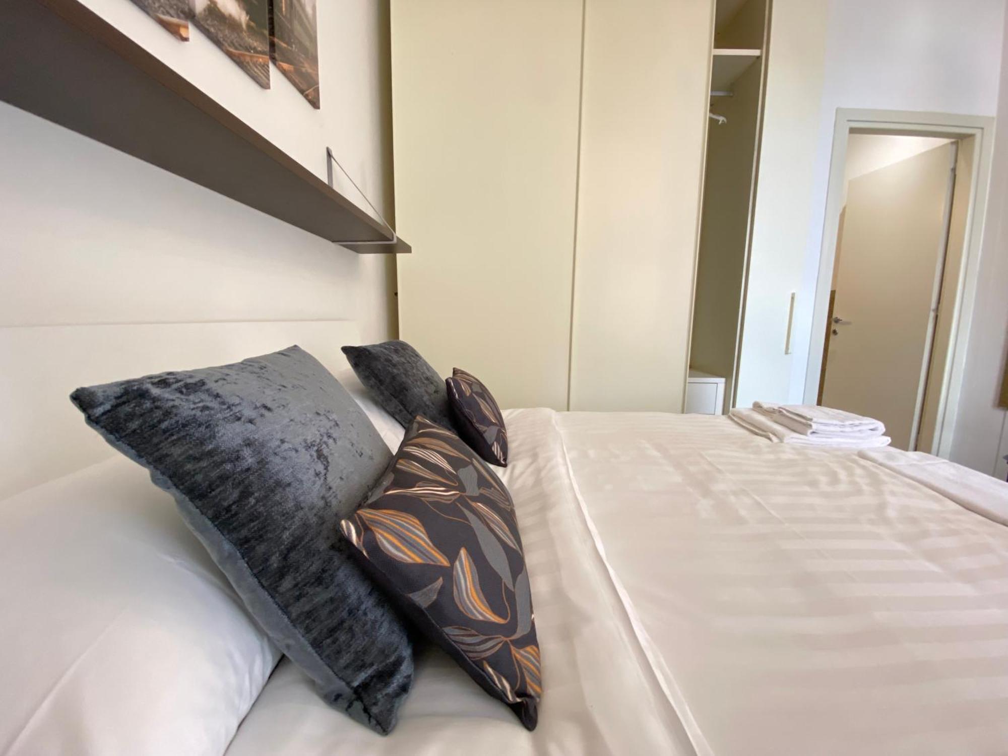 Avantgard Rooms Western Station Bolonya Dış mekan fotoğraf